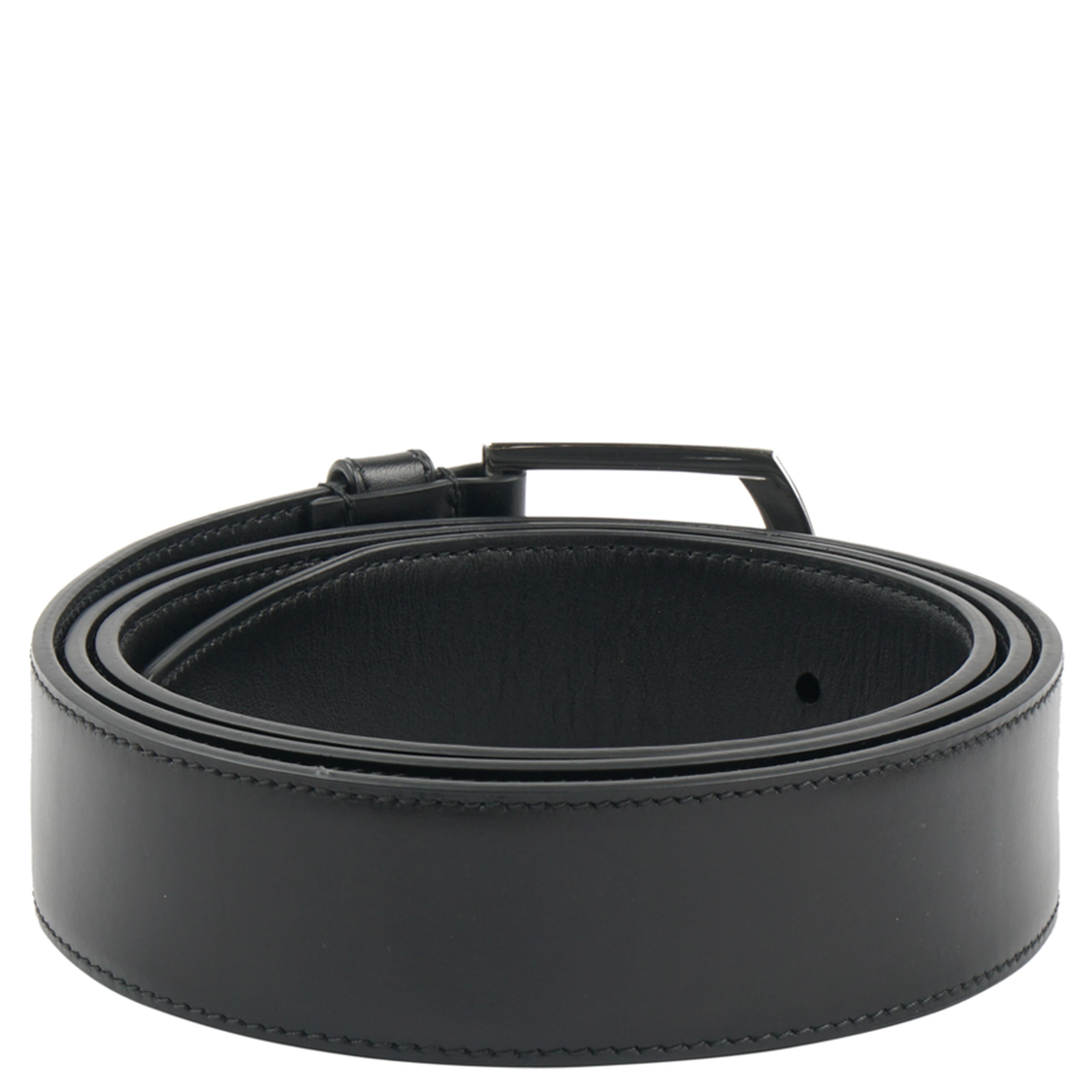 Polished buckle-fastening leather belt