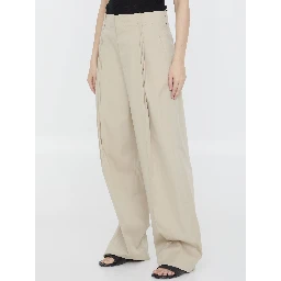 Pleated pants