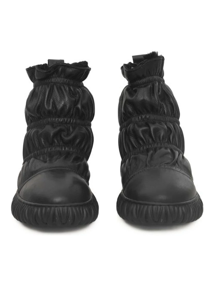 Black Cowhide Boot