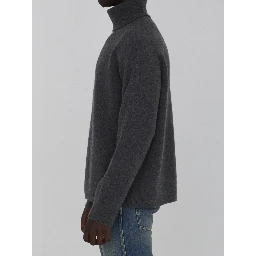 Wool jumper
