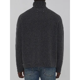 Wool jumper