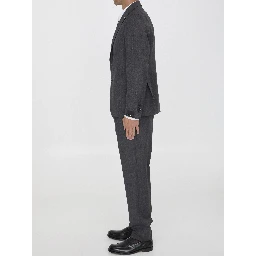 Two-piece suit in virgin wool
