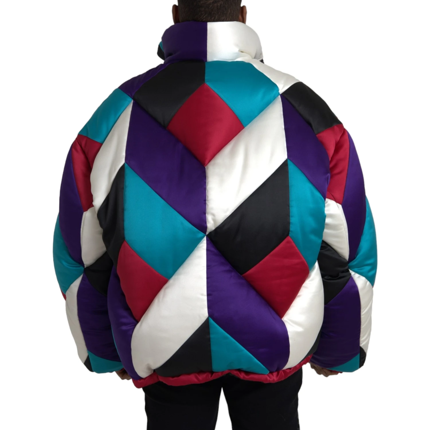 جاكيت واقٍ من الرياح متعدد الألوان بشعار