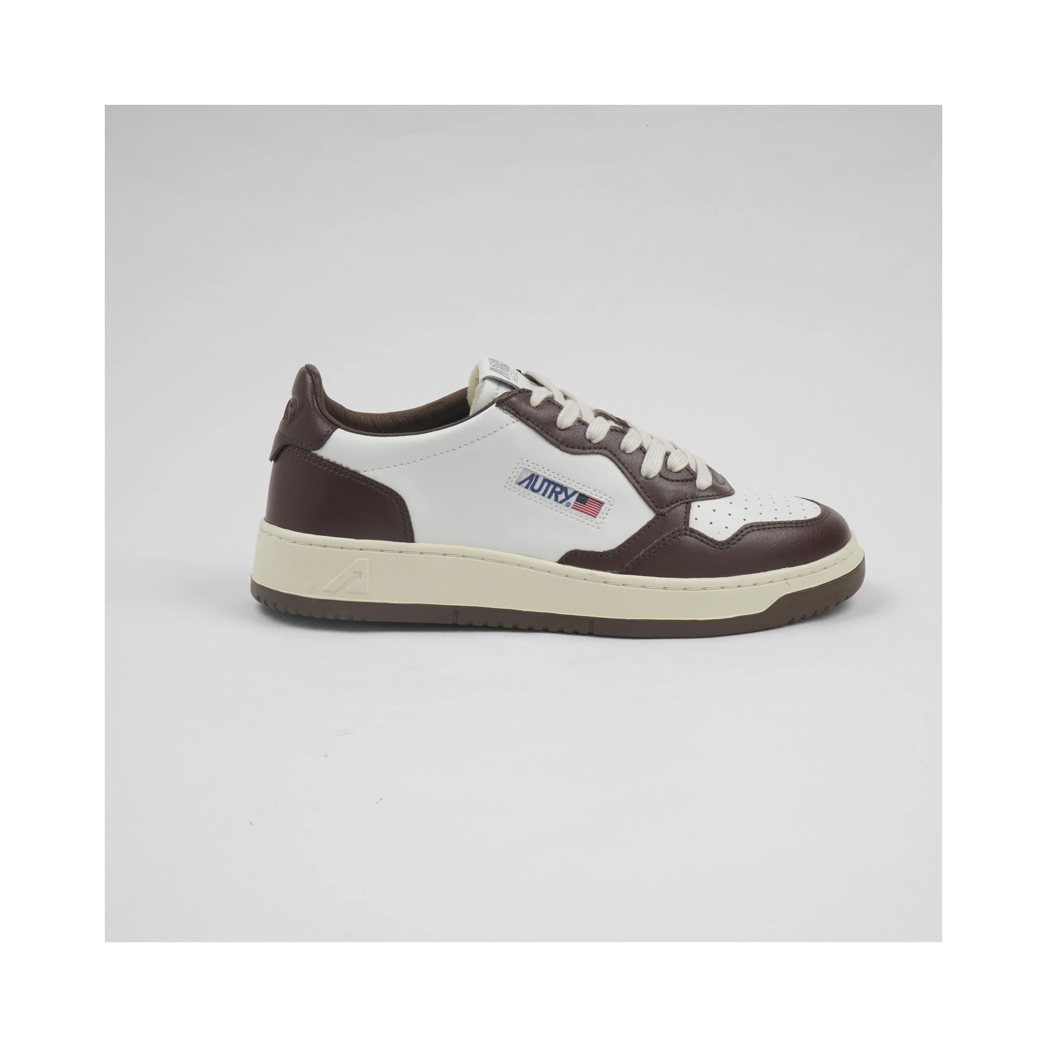 Medalist Leather Low-top Sneaker