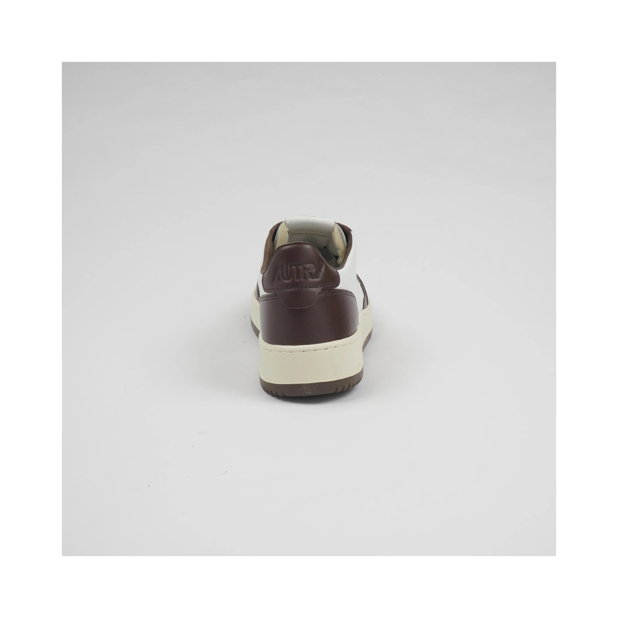 Medalist Leather Low-top Sneaker