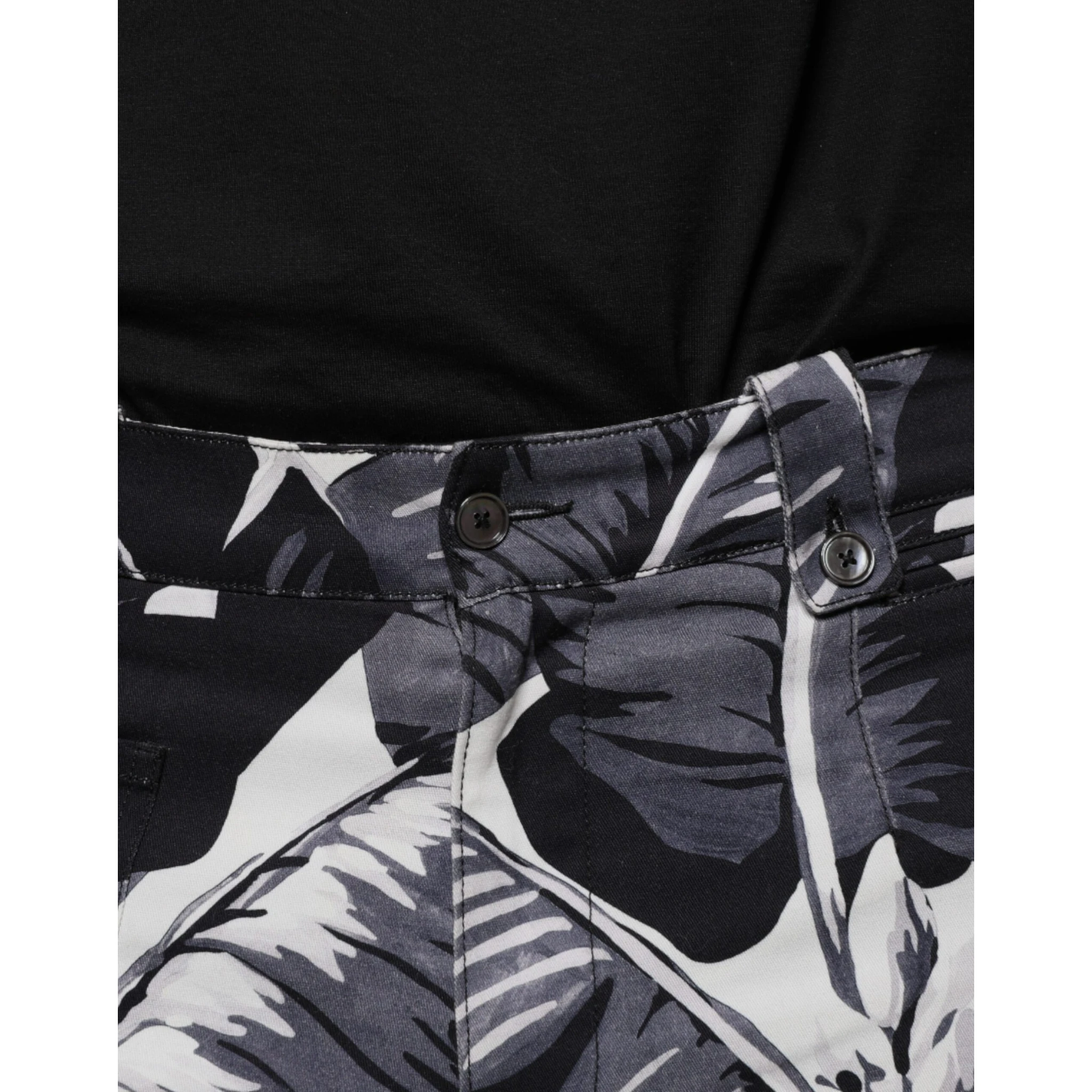 Gray Banana Leaf Cotton Stretch Capri Pants