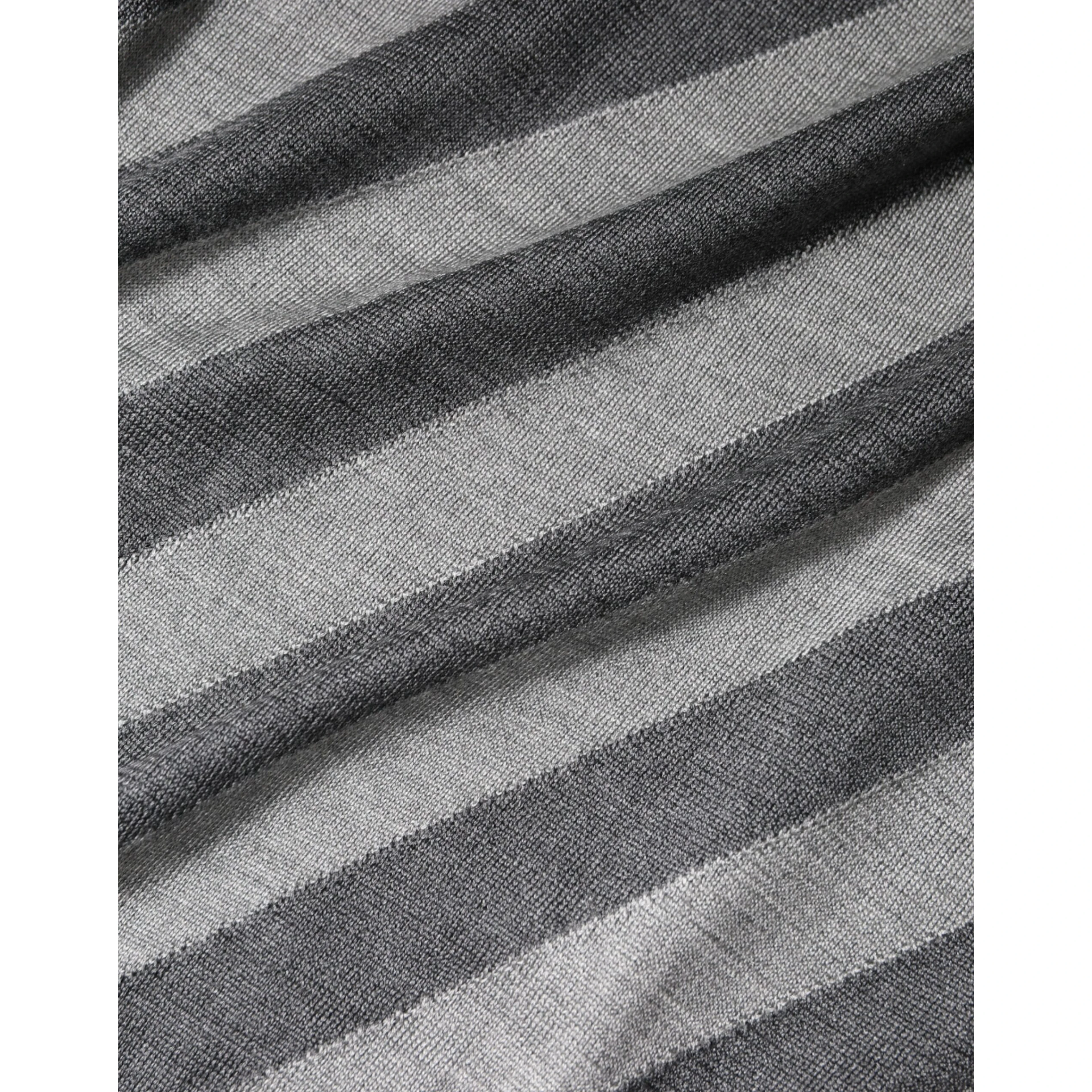 Gray Stripes Long Sleeve Round Neck Pullover Sweater