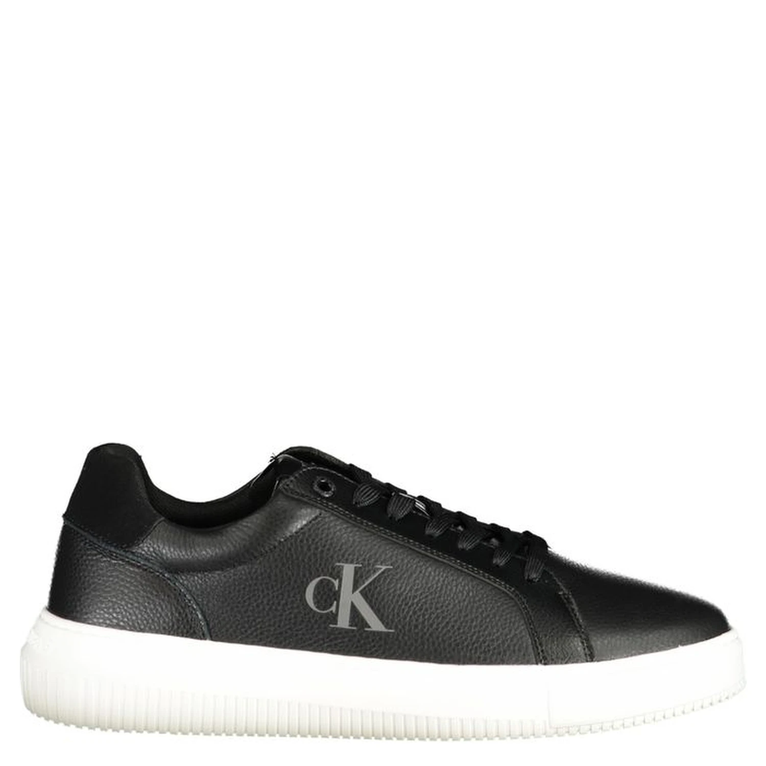 Men's low-top sneakers in black