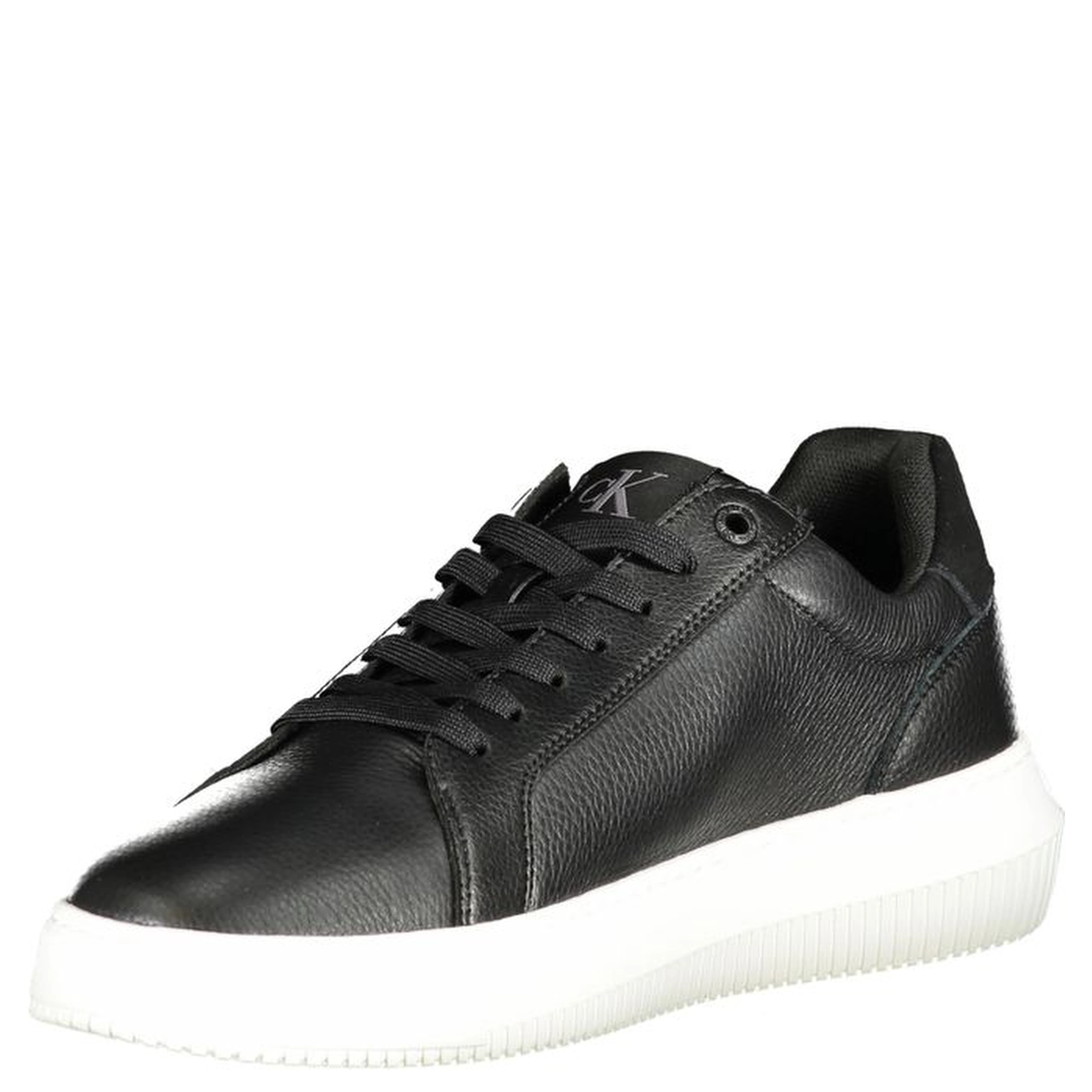 Men's low-top sneakers in black