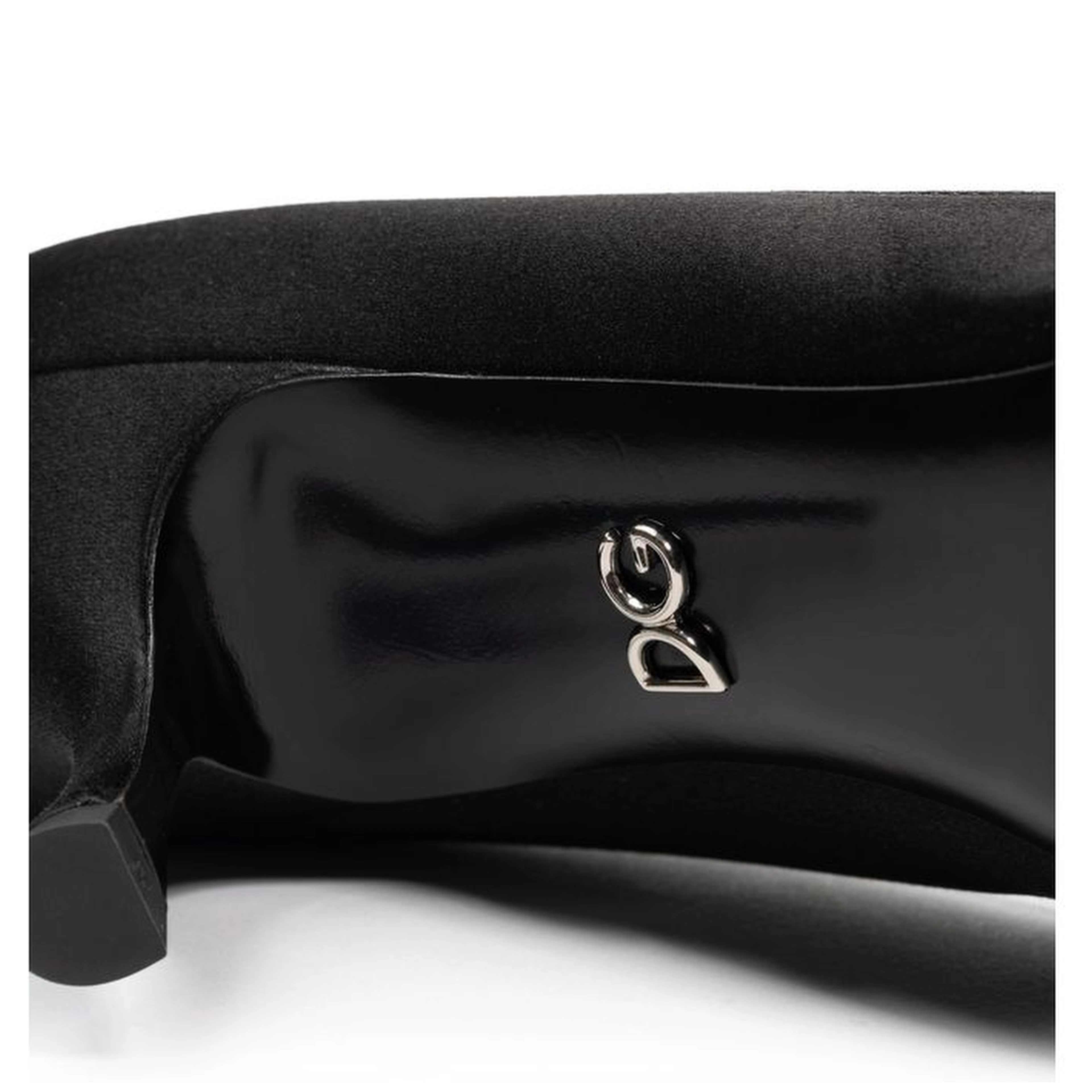 Black Viscose Pumps