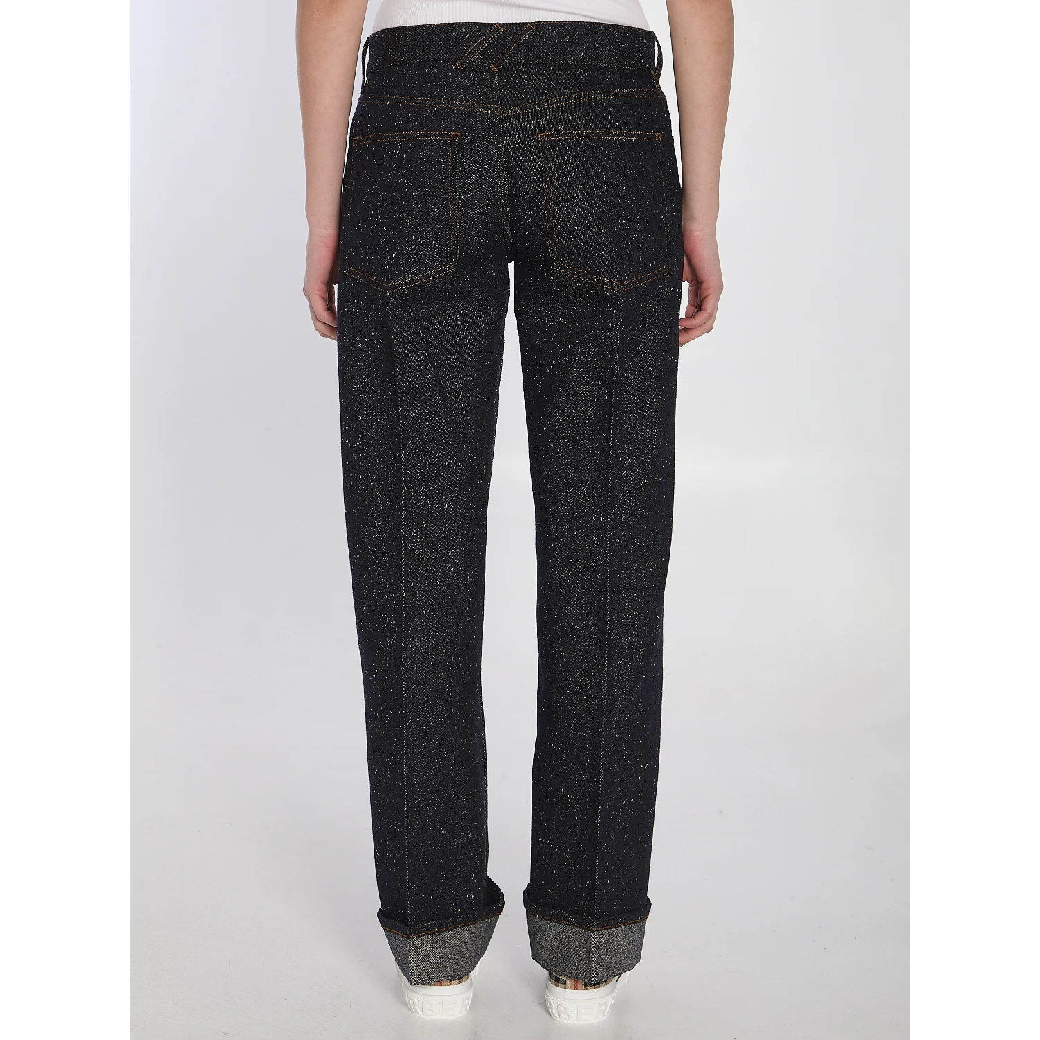 Indigo jeans