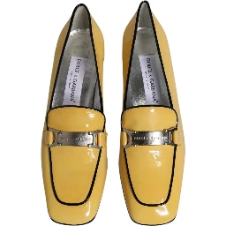 Yellow Leather Logo Plaque Slip On Mocassin Shoes