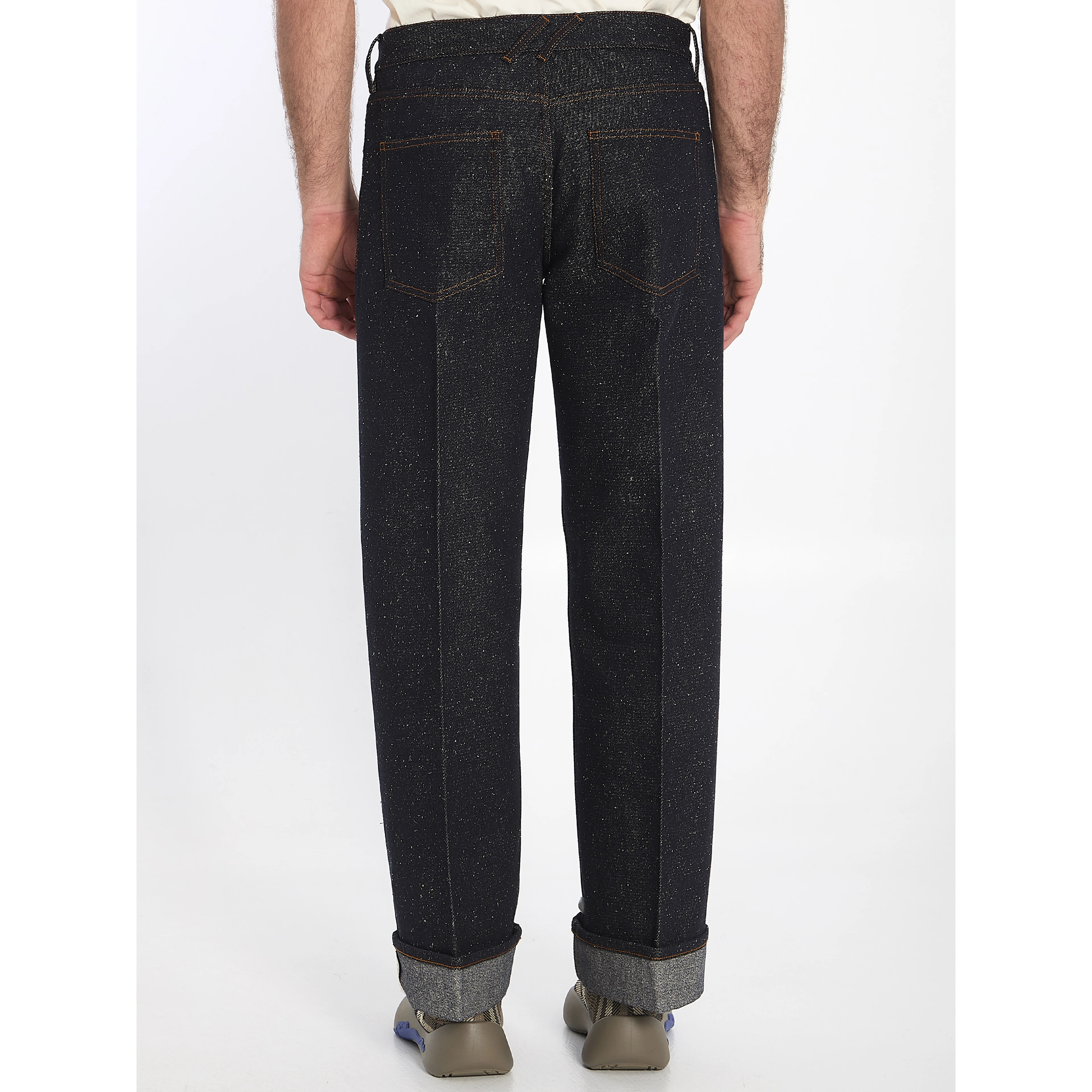 Indigo jeans