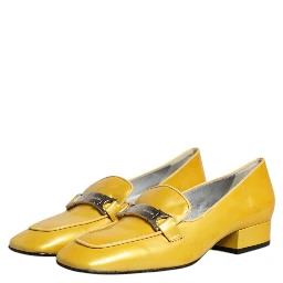 Yellow Leather Logo Plaque Slip On Mocassin Shoes