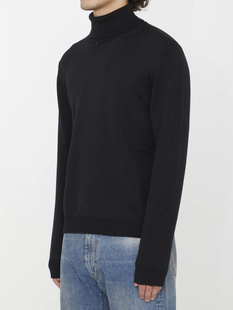 Merino wool jumper alternative