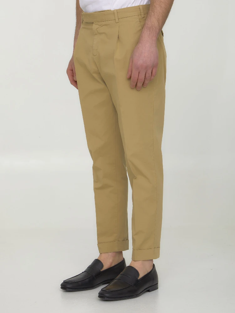 Beige gabardine trousers alternative