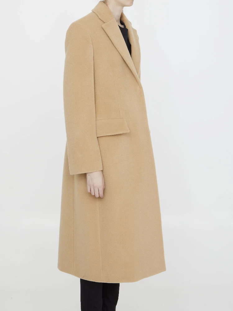 Single-breasted wool coat alternative