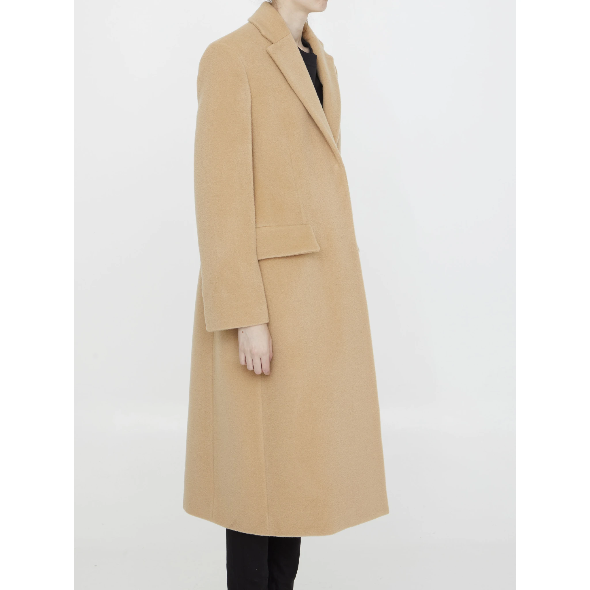 Single-breasted wool coat