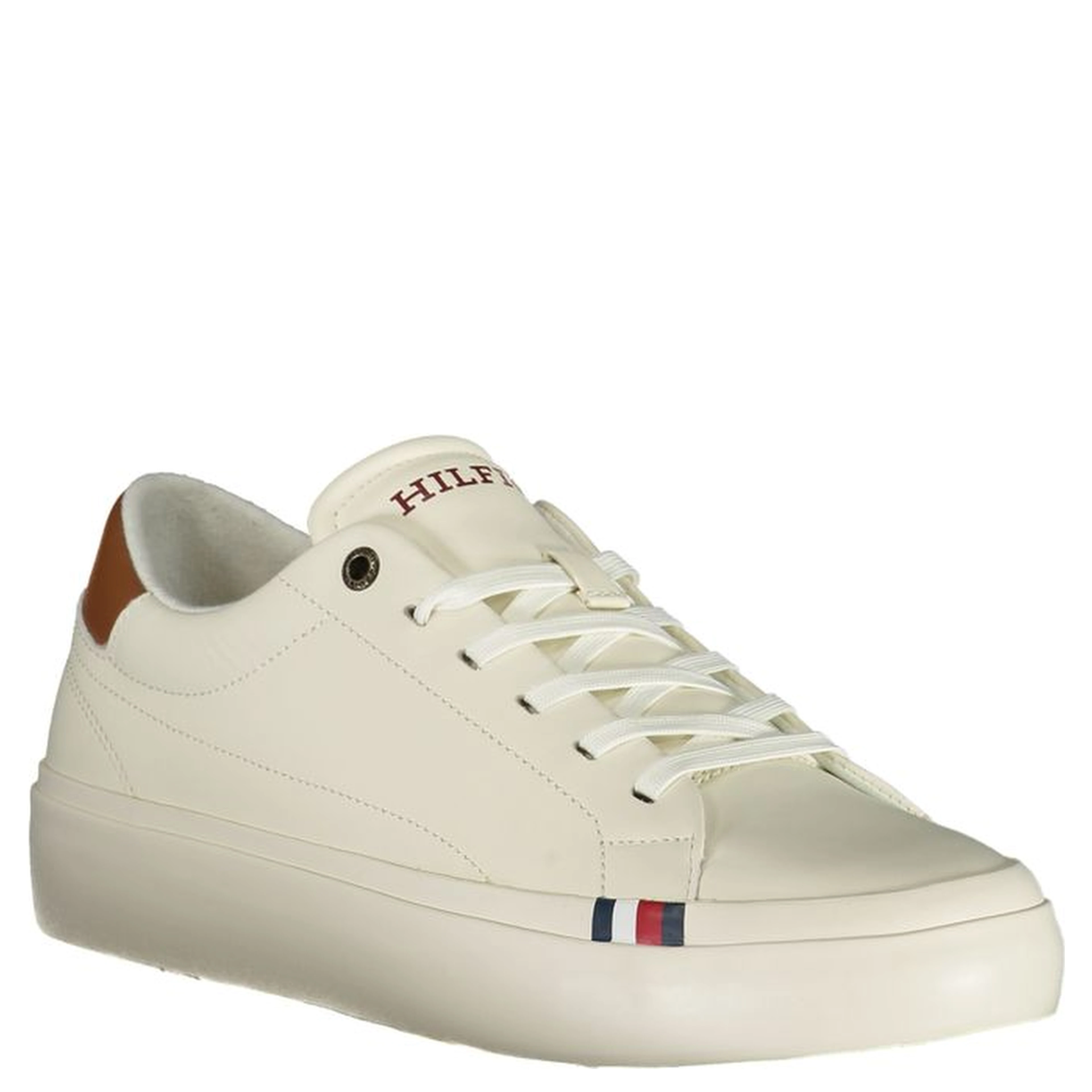 Low-top sneakers