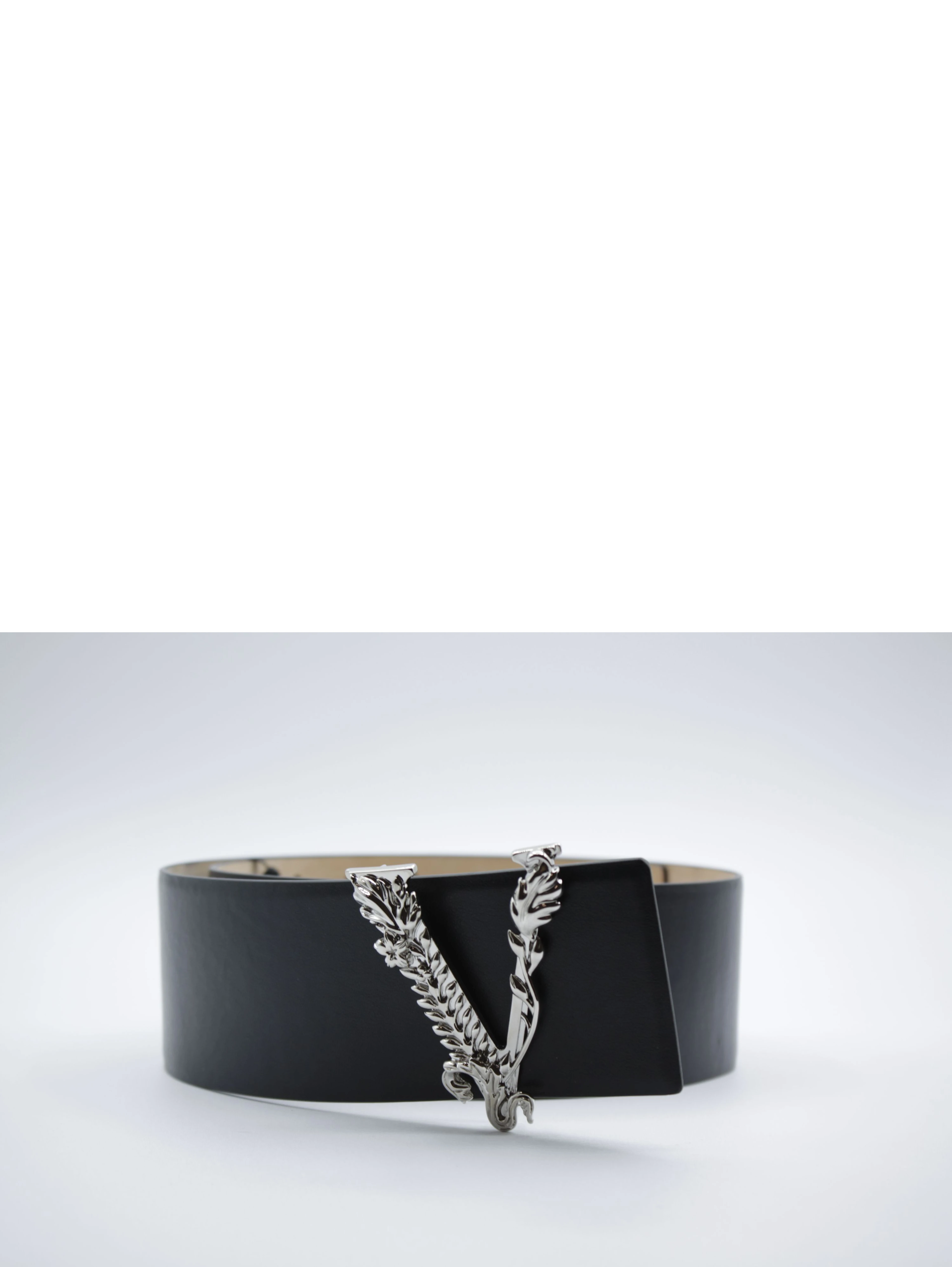 Virtus V Logo Leather Belt Black