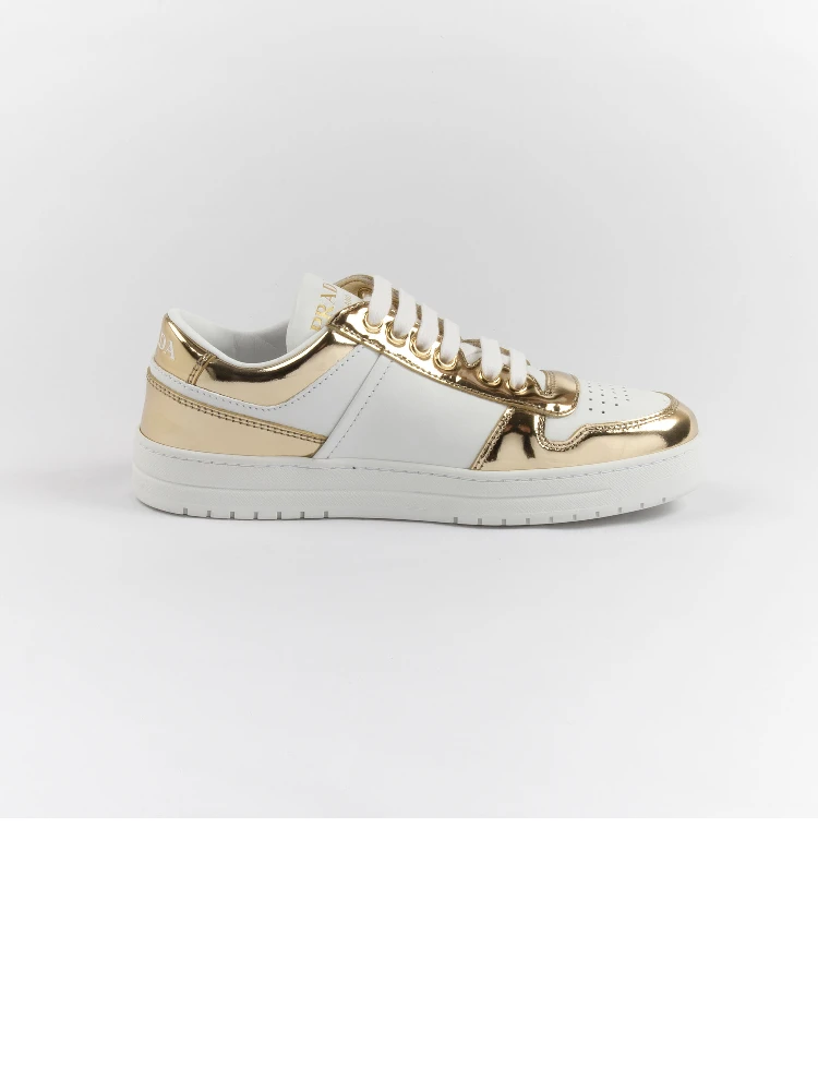 Downtown leather low-top sneaker