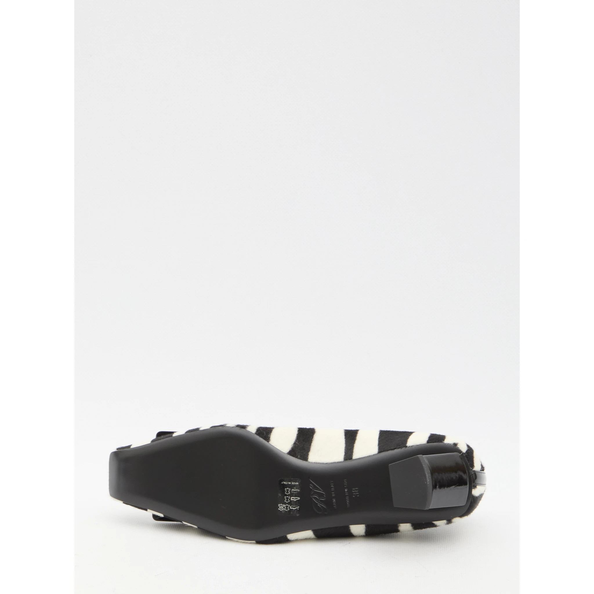 Belle Vivier Pony pumps