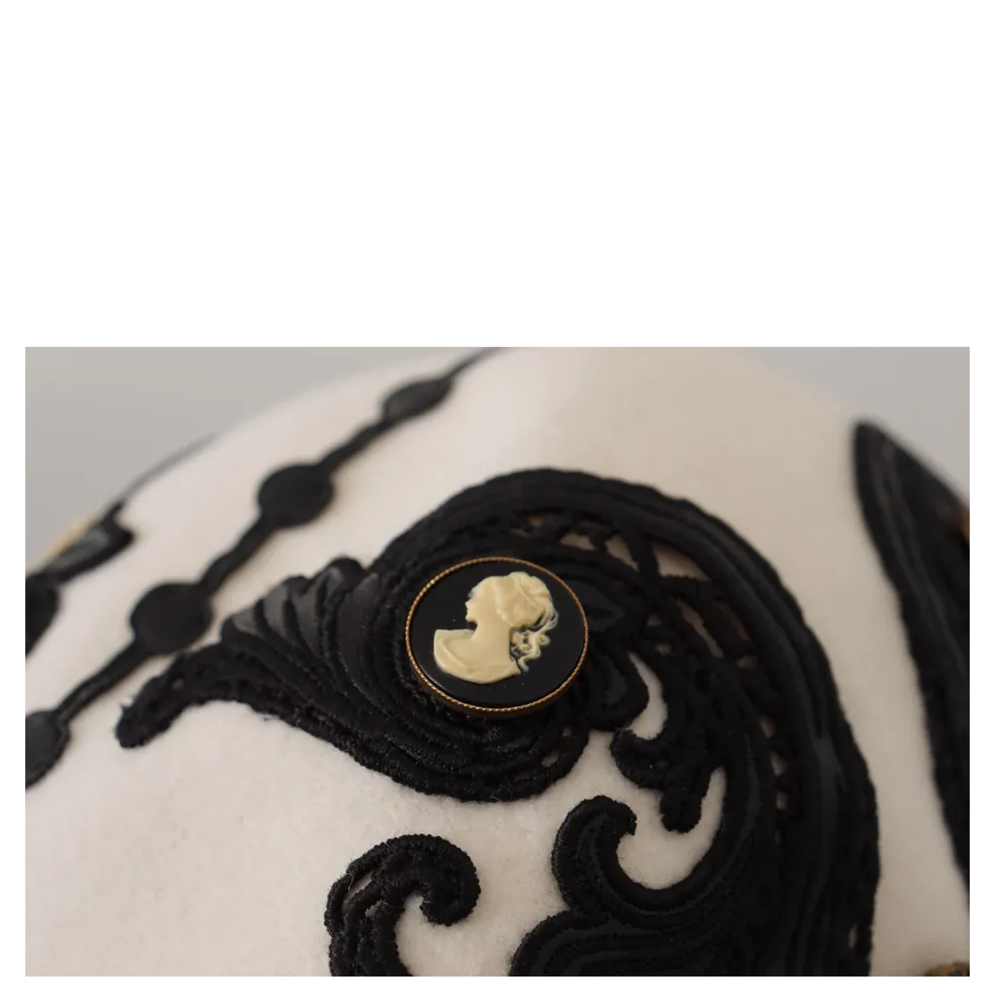 White Black Wool Embroidered Cameo Brooch Hat