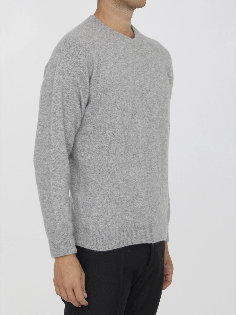 Cashmere sweater