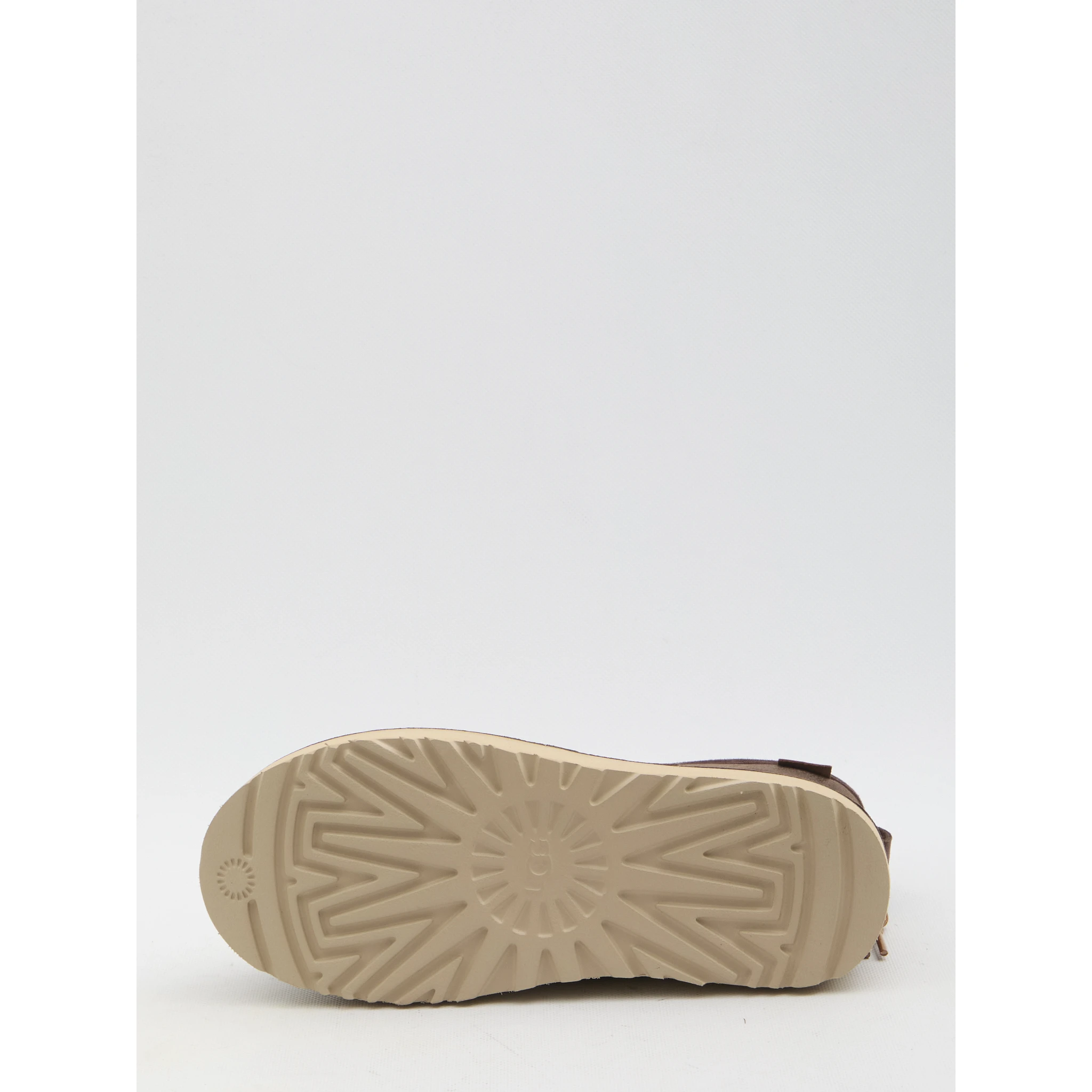 Campfire Crafted Regenerate boots