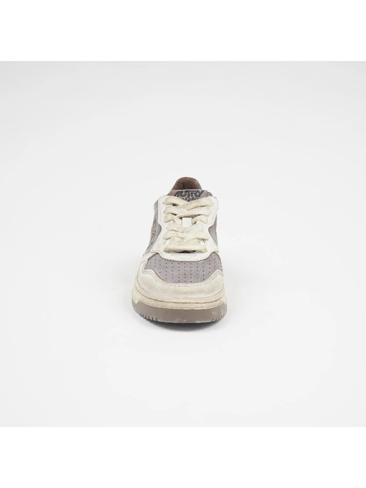 Medalist Low Super Vintage Sneaker alternative