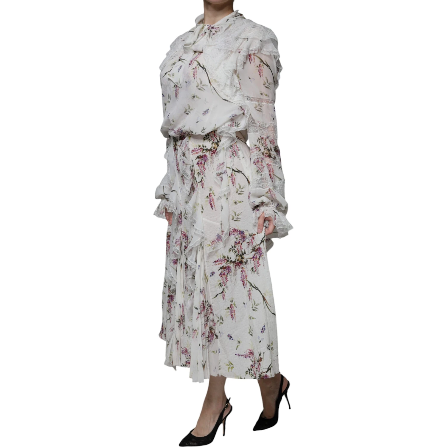 White Floral Ruffles Lace Long Sleeves Maxi Dress
