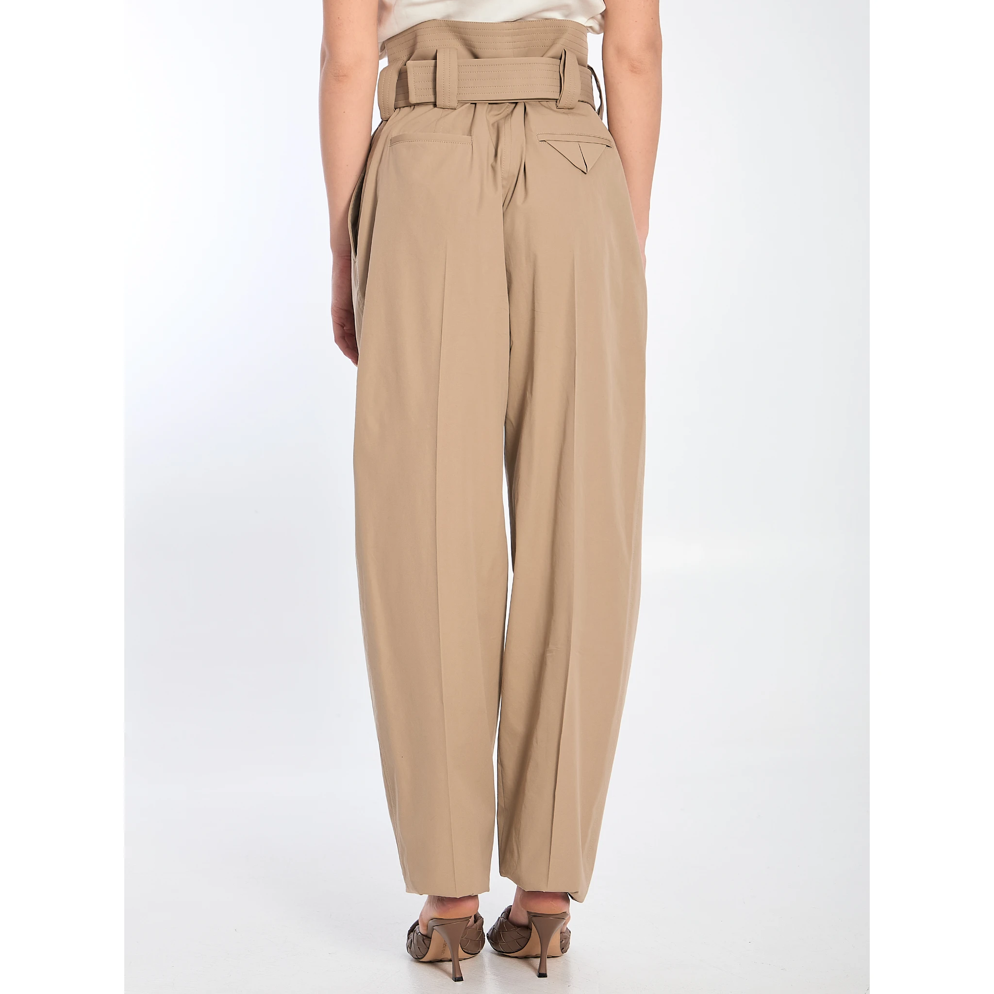 Wide leg trousers