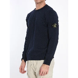 Crewneck sweater