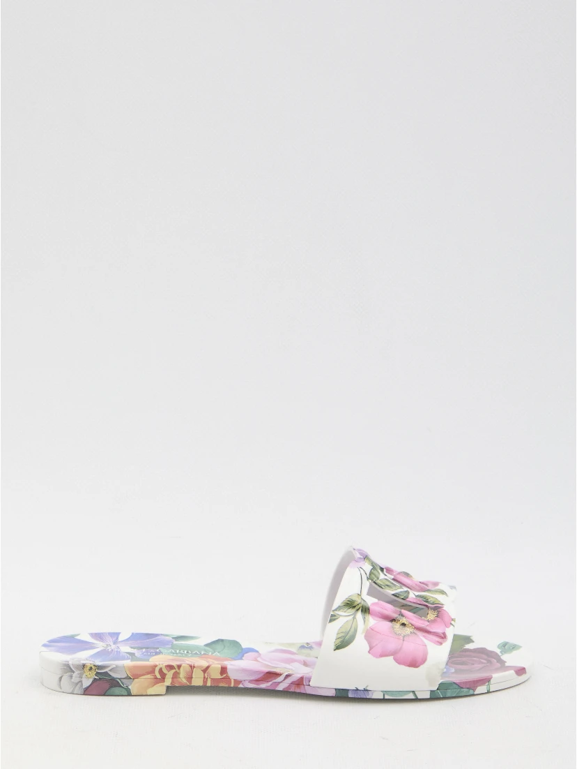 Floral beachwear slides