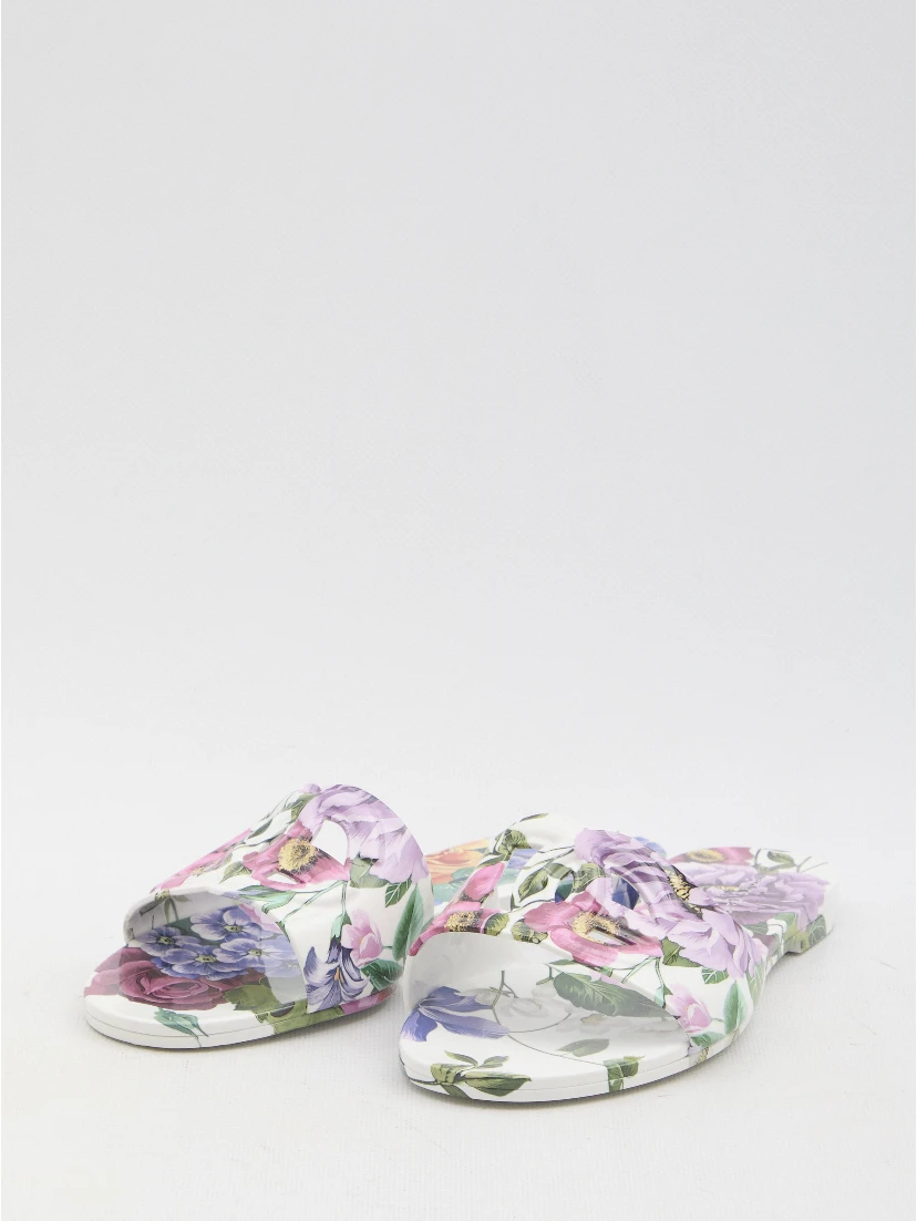 Floral beachwear slides