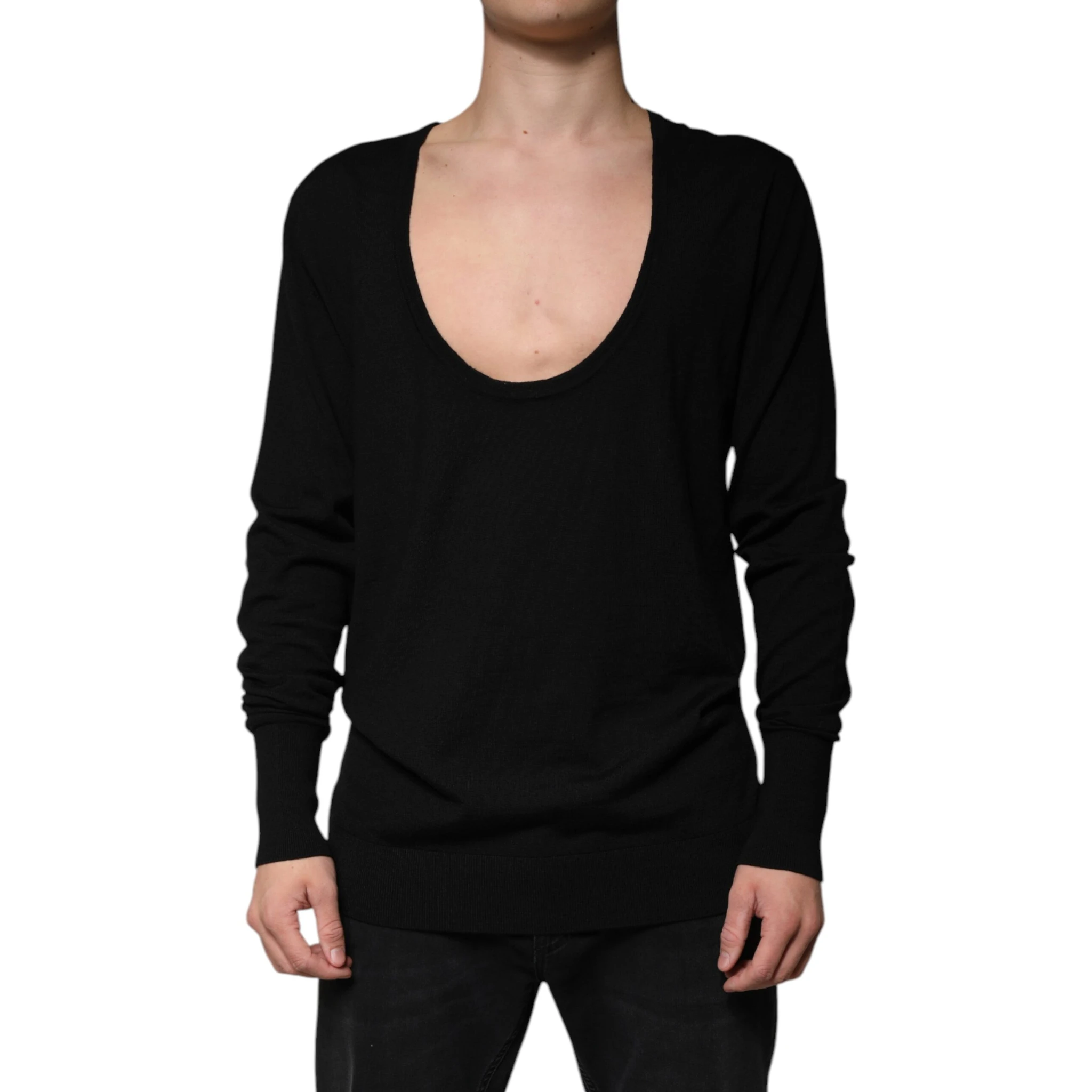 Black Wool Round Neck Pullover Sweater