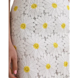 White Floral Pencil Straight Lace Skirt