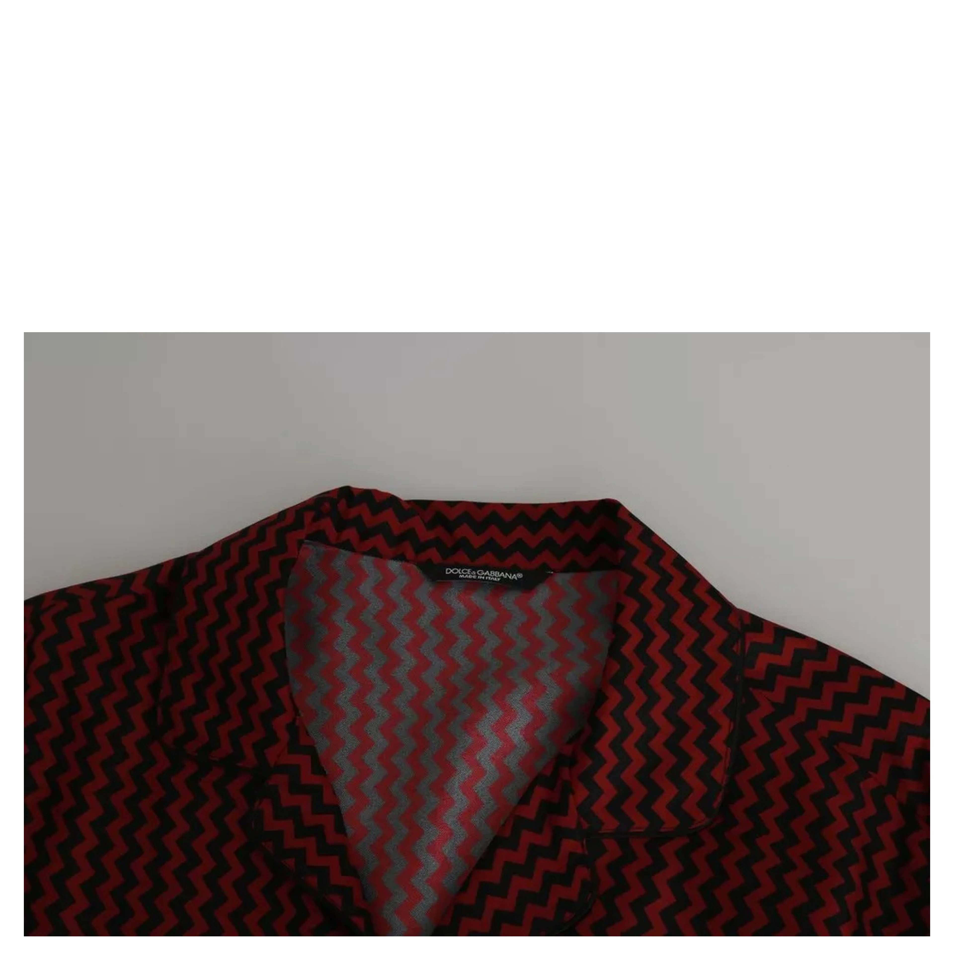 Black Red Zigzag Pattern Casual Shirt