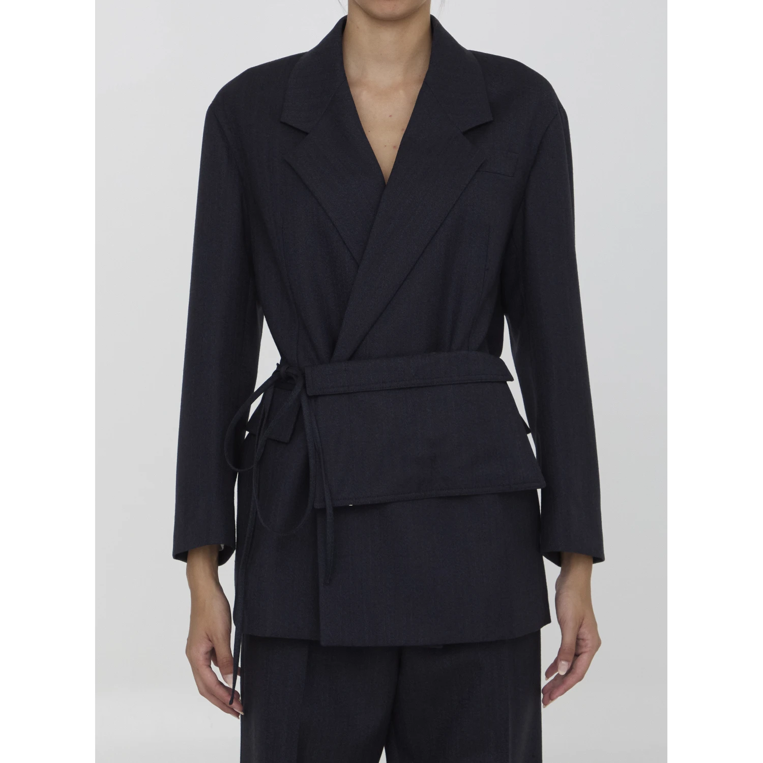 Wool jacket with belt