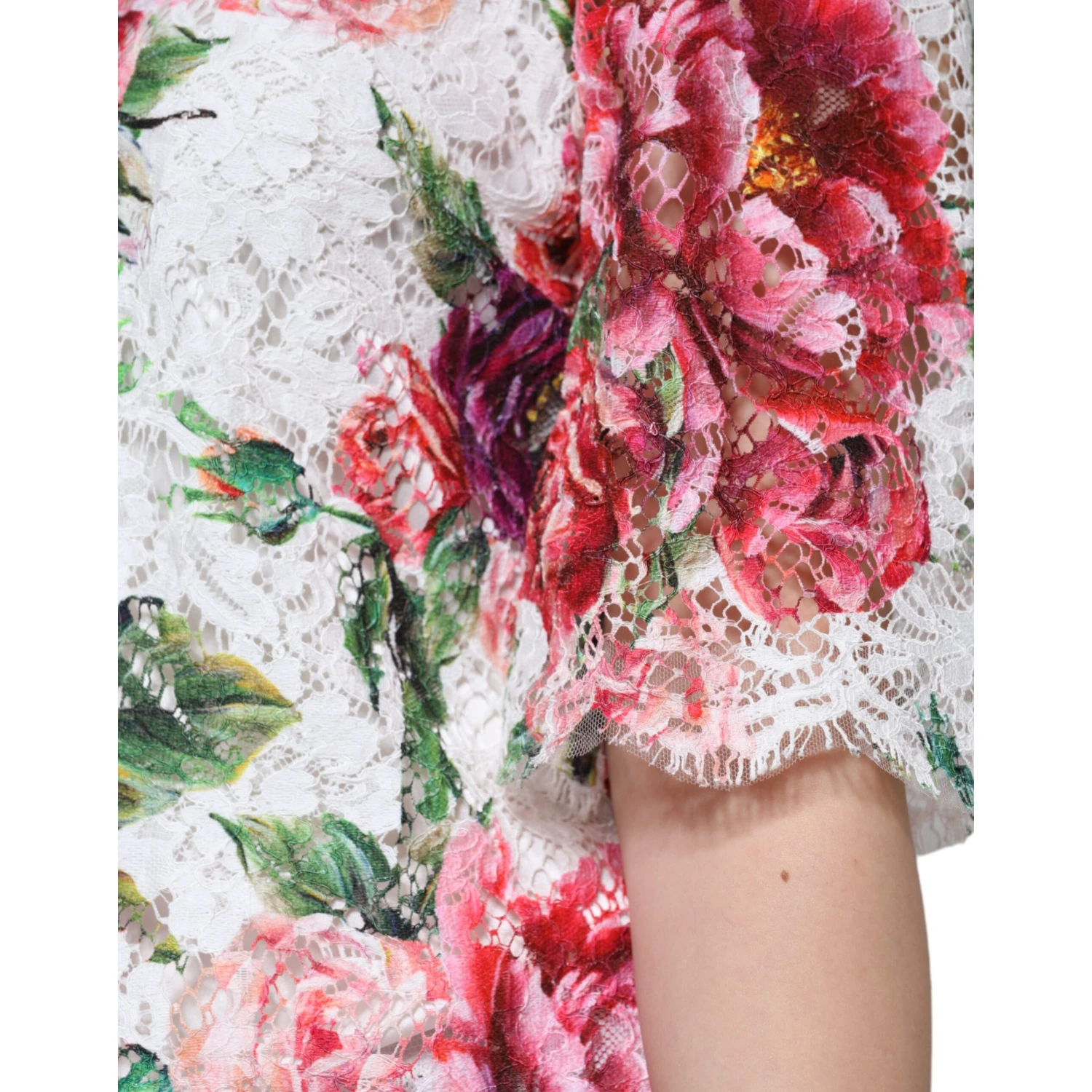 White Peony Lace Short Sleeves Blouse Top