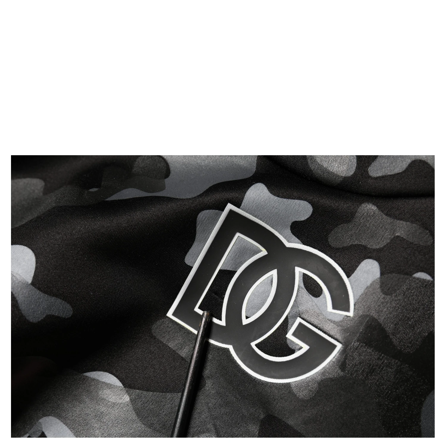 Black Camouflage Round Neck Sweatshirt Sweater