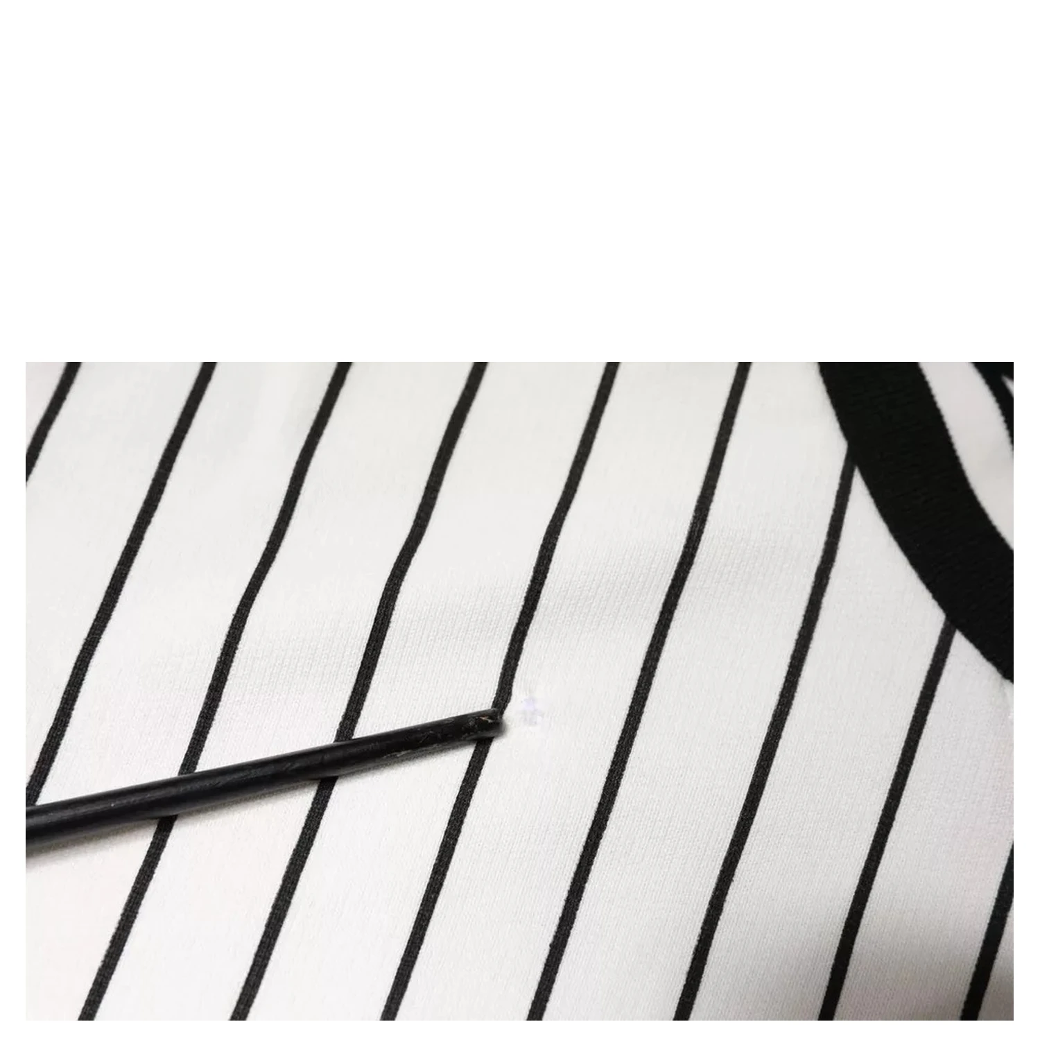 Black White Stripes Logo Sweatshirt Sweater