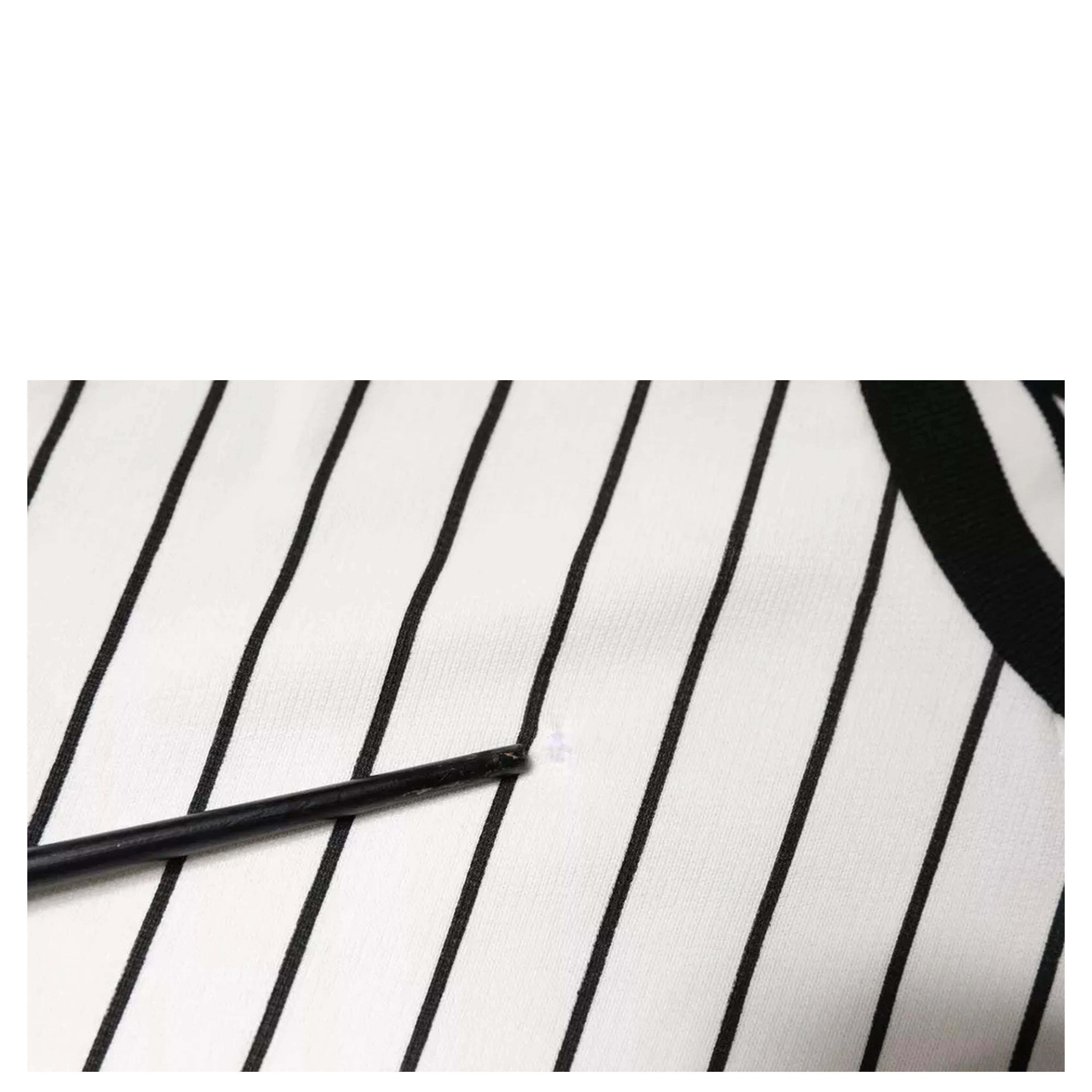 Black White Stripes Logo Sweatshirt Sweater