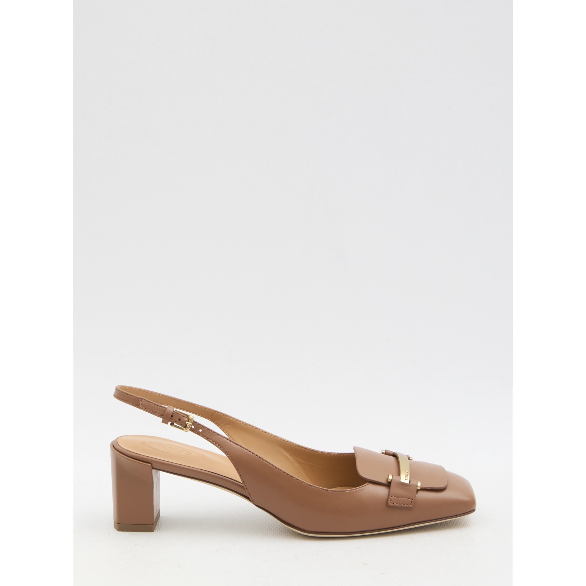 Slingback pumps