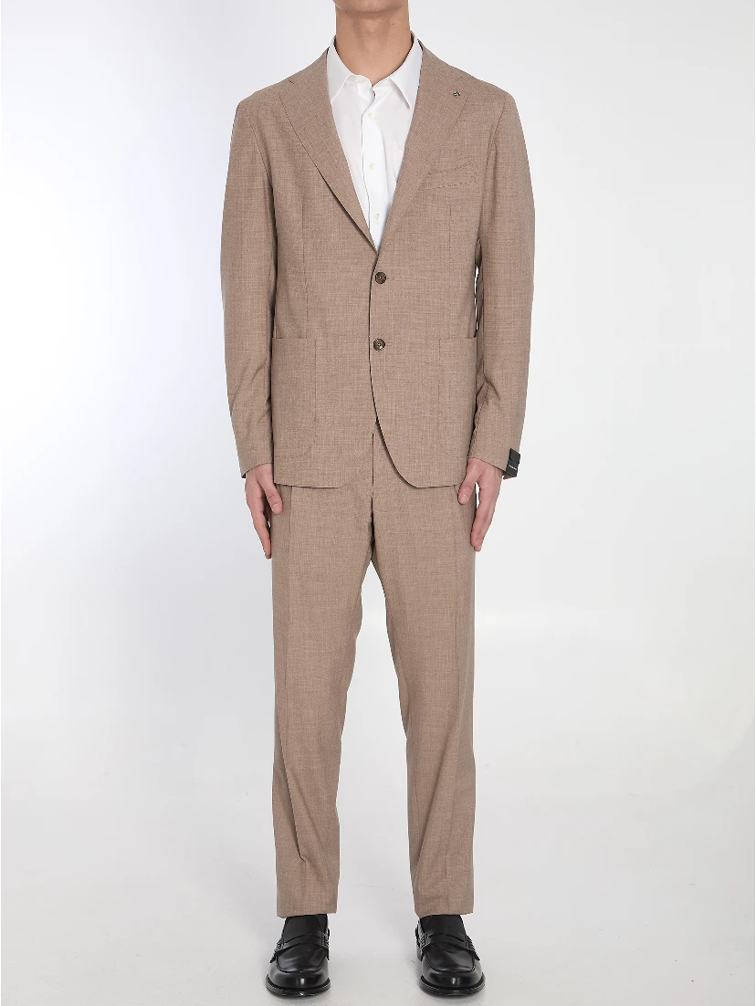 Two-piece suit in wool and silk blend