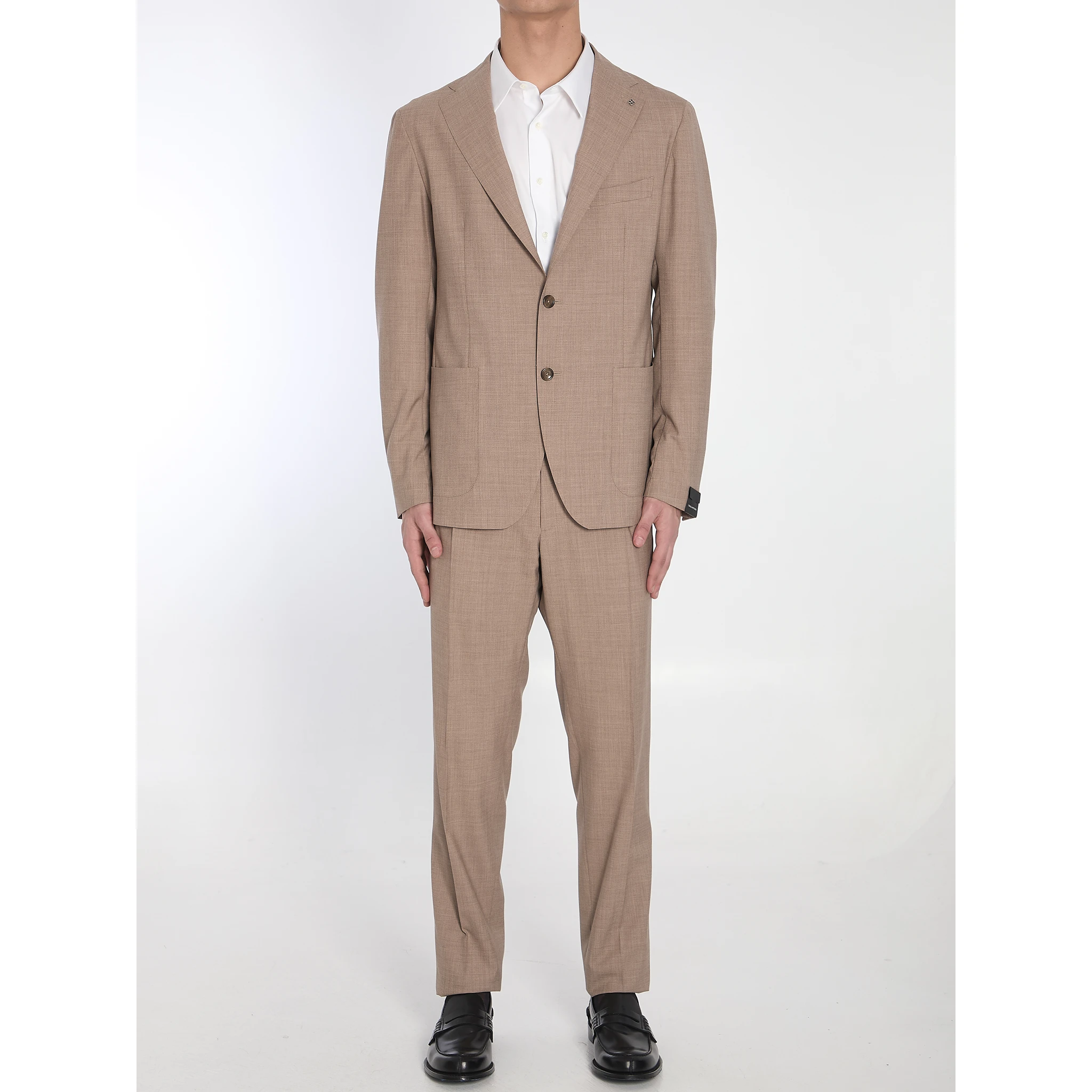 Two-piece suit in wool and silk blend