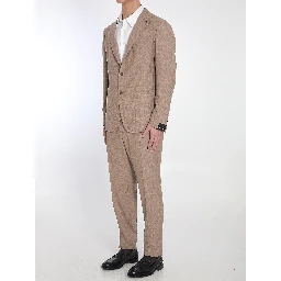 Two-piece suit in wool and silk blend
