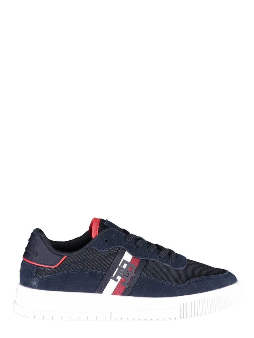 Men's casual sneakers