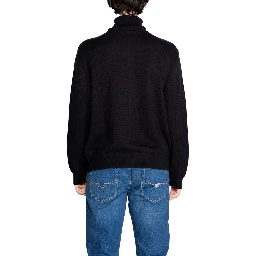 Black Cotton Turtleneck
