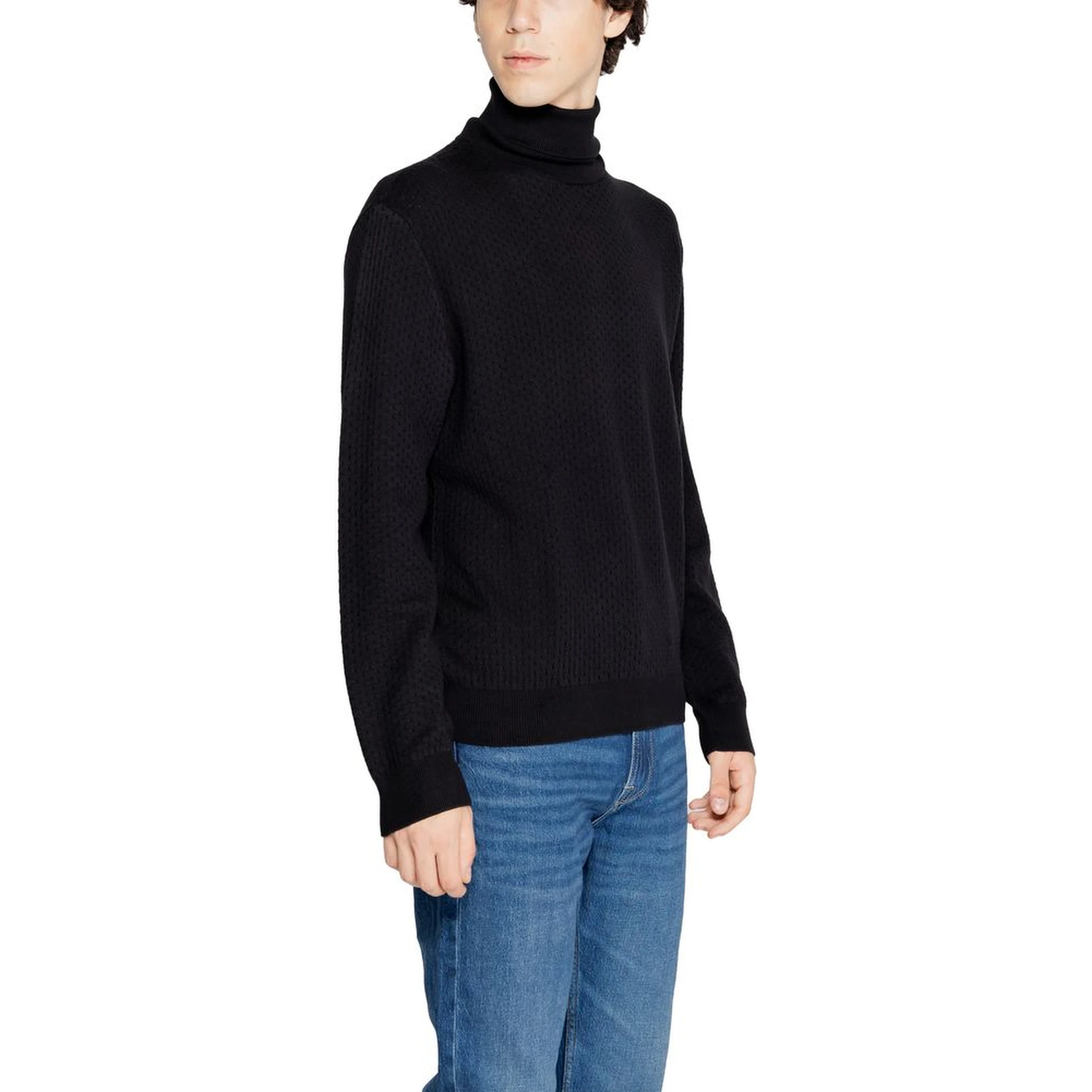 Black Cotton Turtleneck
